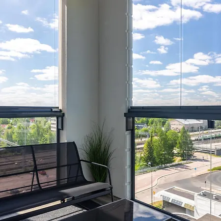 Floor 1br With Balcony & Air Con Next To Railway Station Appartement Lahti